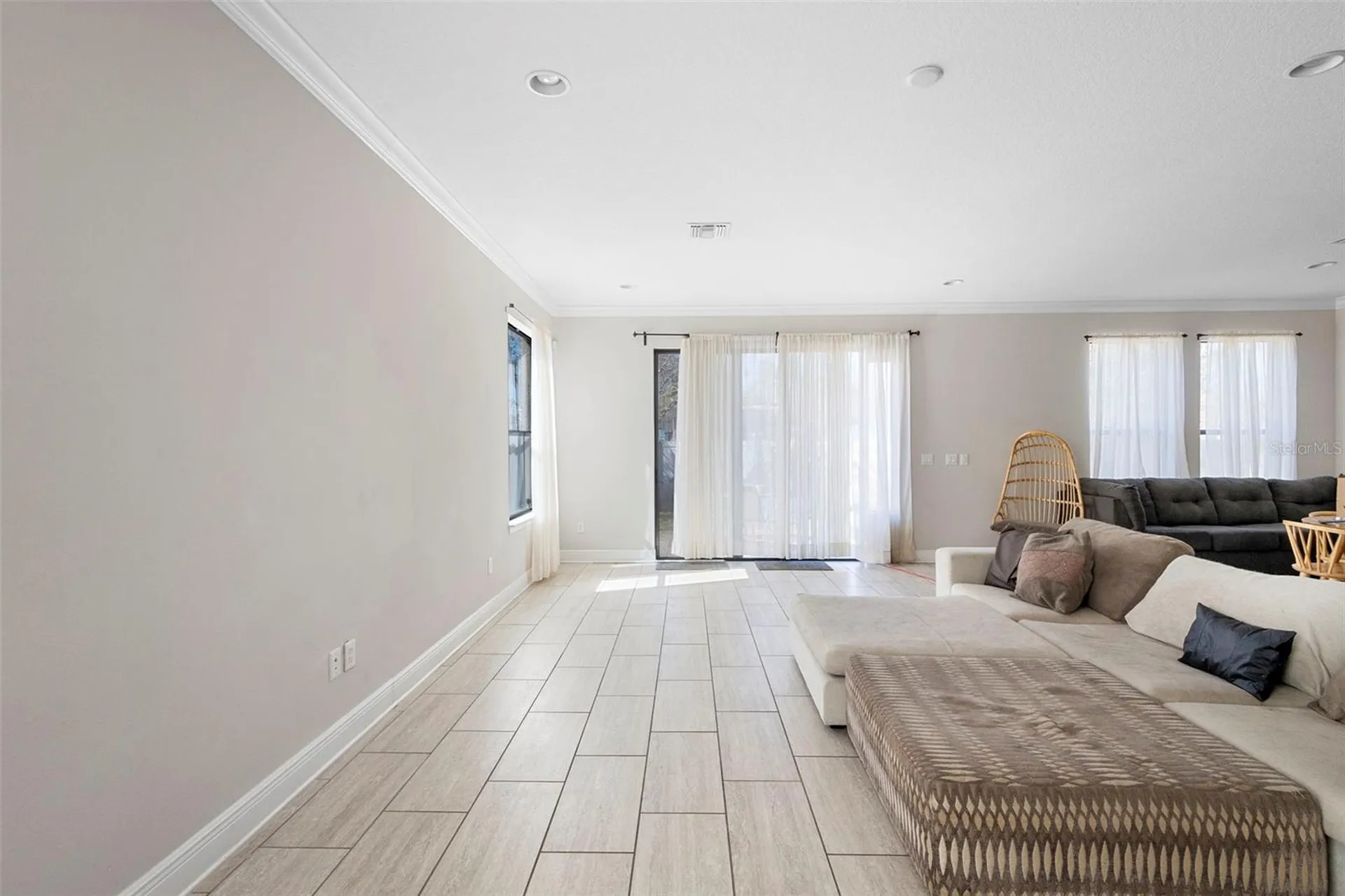1214 Fountain Coin Loop Orlando FL 32828