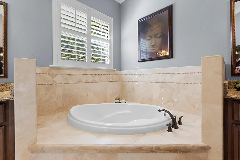 438 Harbour Oaks Pointe Drive Orlando FL 32809