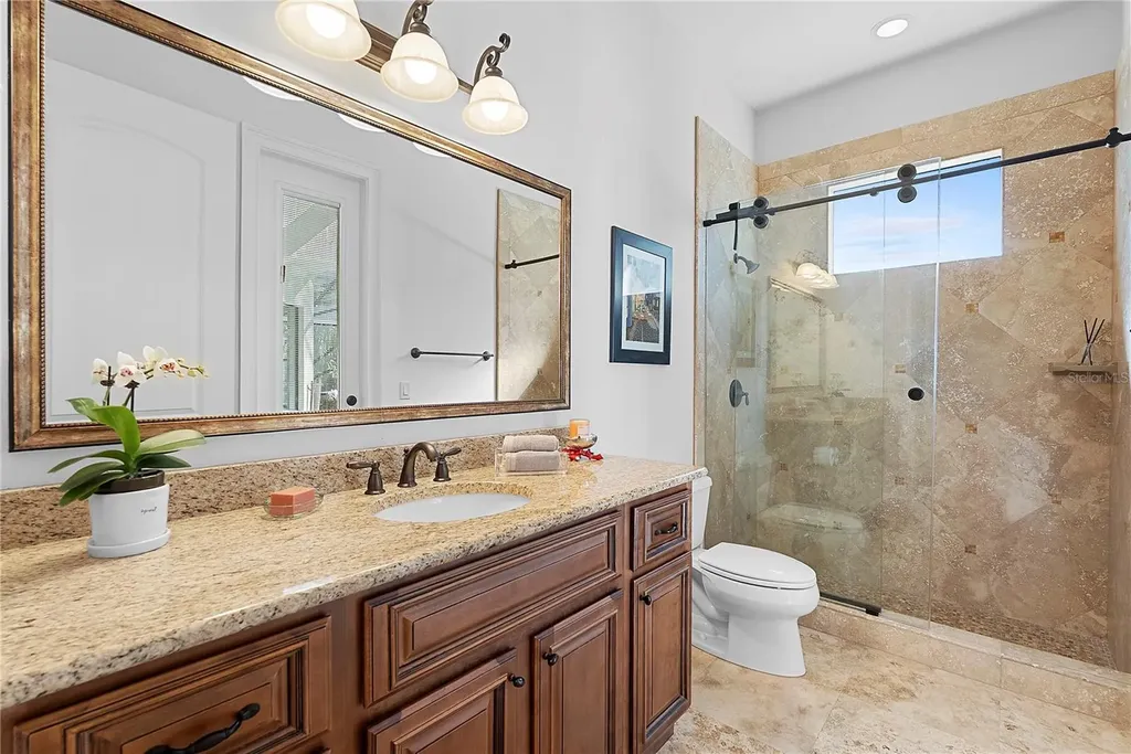 438 Harbour Oaks Pointe Drive Orlando FL 32809