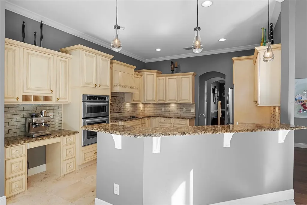 438 Harbour Oaks Pointe Drive Orlando FL 32809