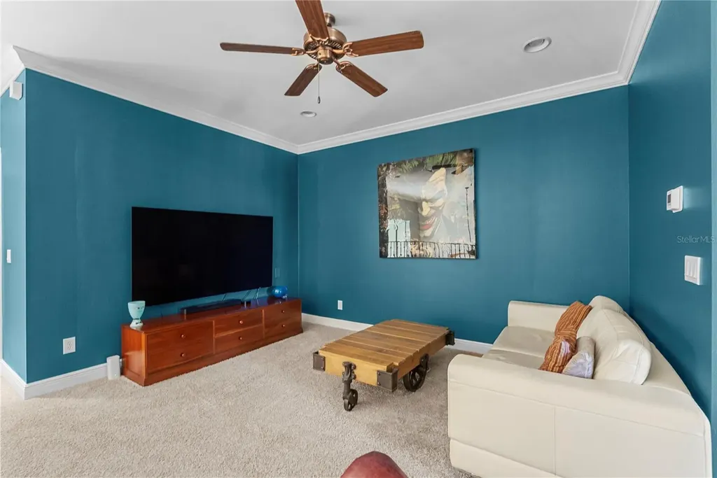 438 Harbour Oaks Pointe Drive Orlando FL 32809