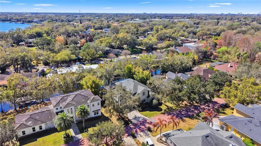438 Harbour Oaks Pointe Drive Orlando FL 32809