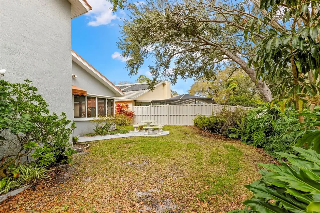 5245 Venice Way NE St Petersburg FL 33703