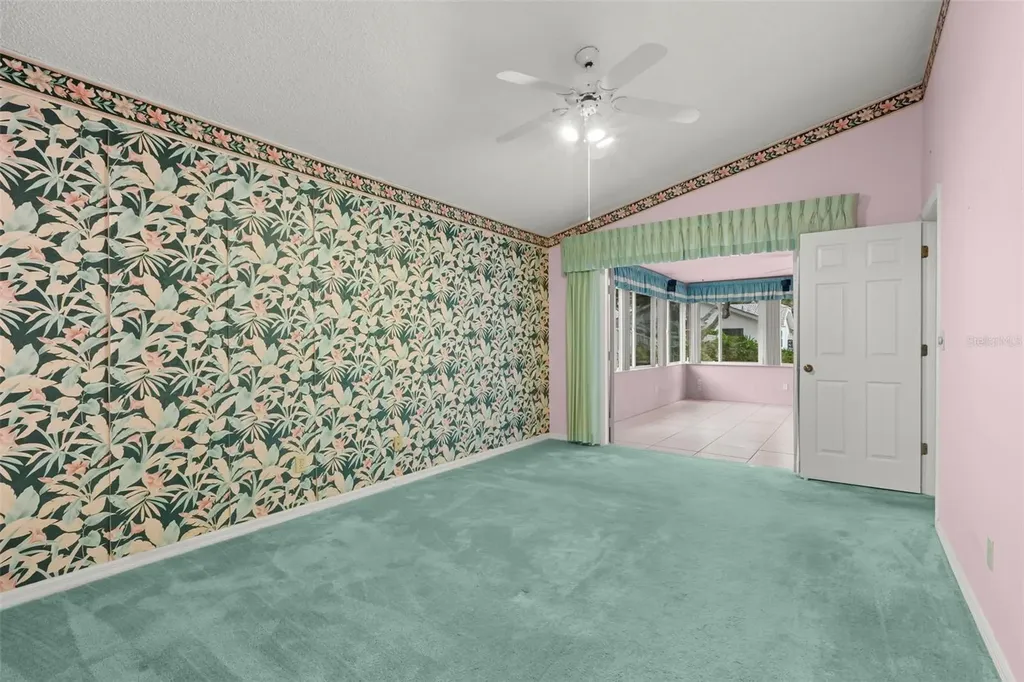 5245 Venice Way NE St Petersburg FL 33703