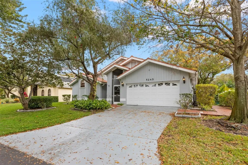 5245 Venice Way NE St Petersburg FL 33703