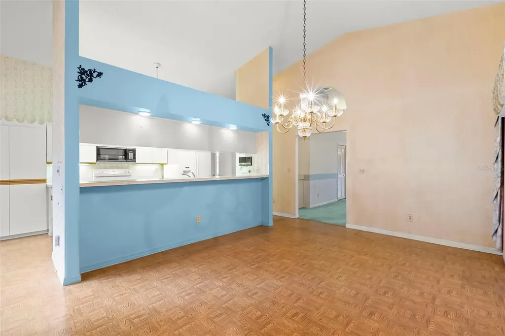 5245 Venice Way NE St Petersburg FL 33703
