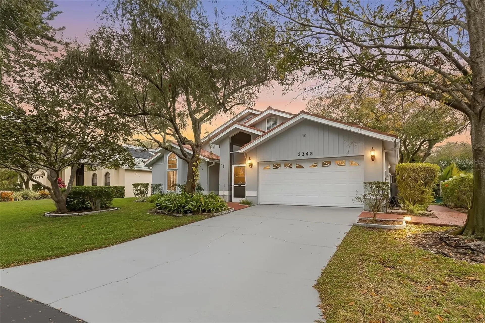 5245 Venice Way NE St Petersburg FL 33703
