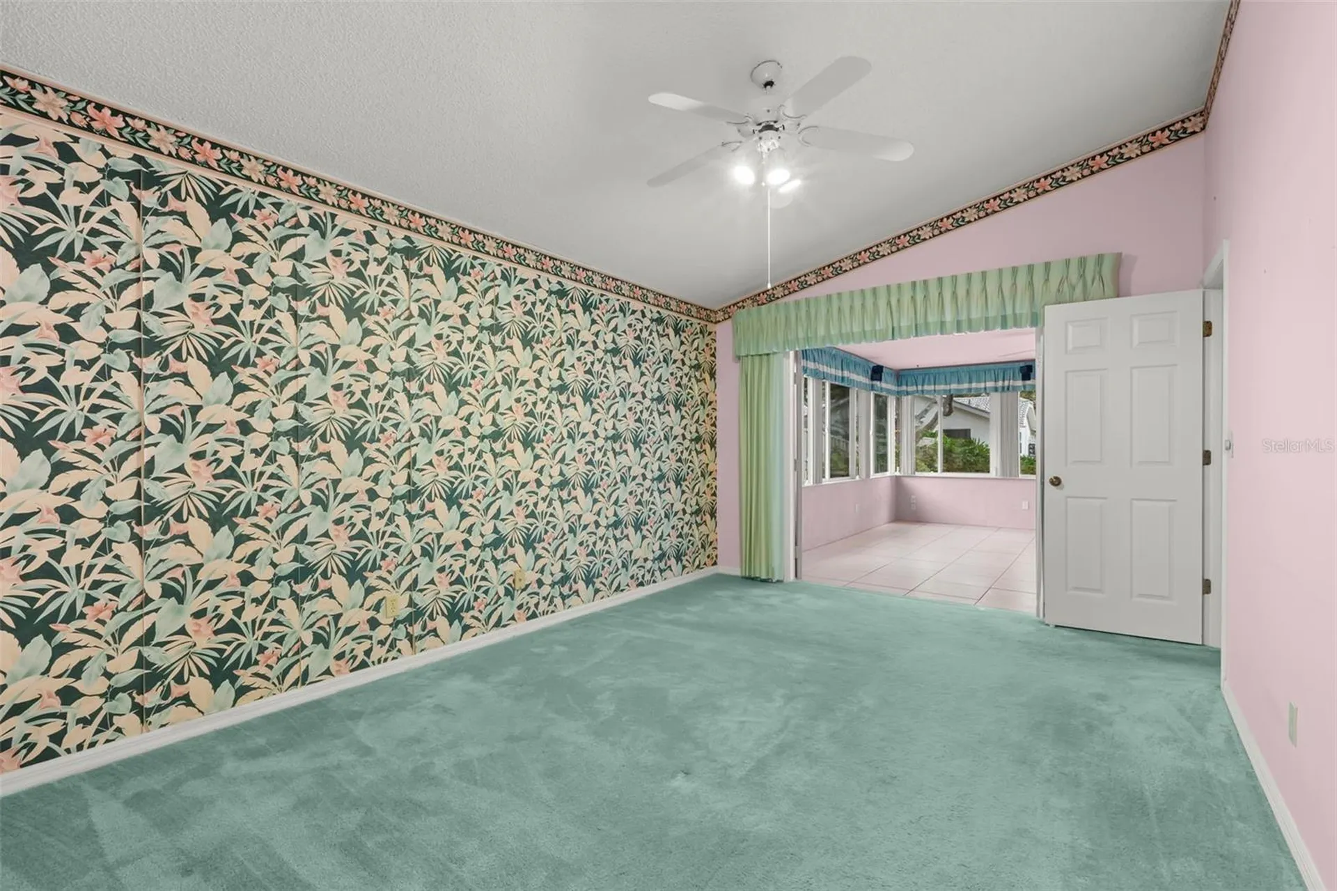 5245 Venice Way NE St Petersburg FL 33703