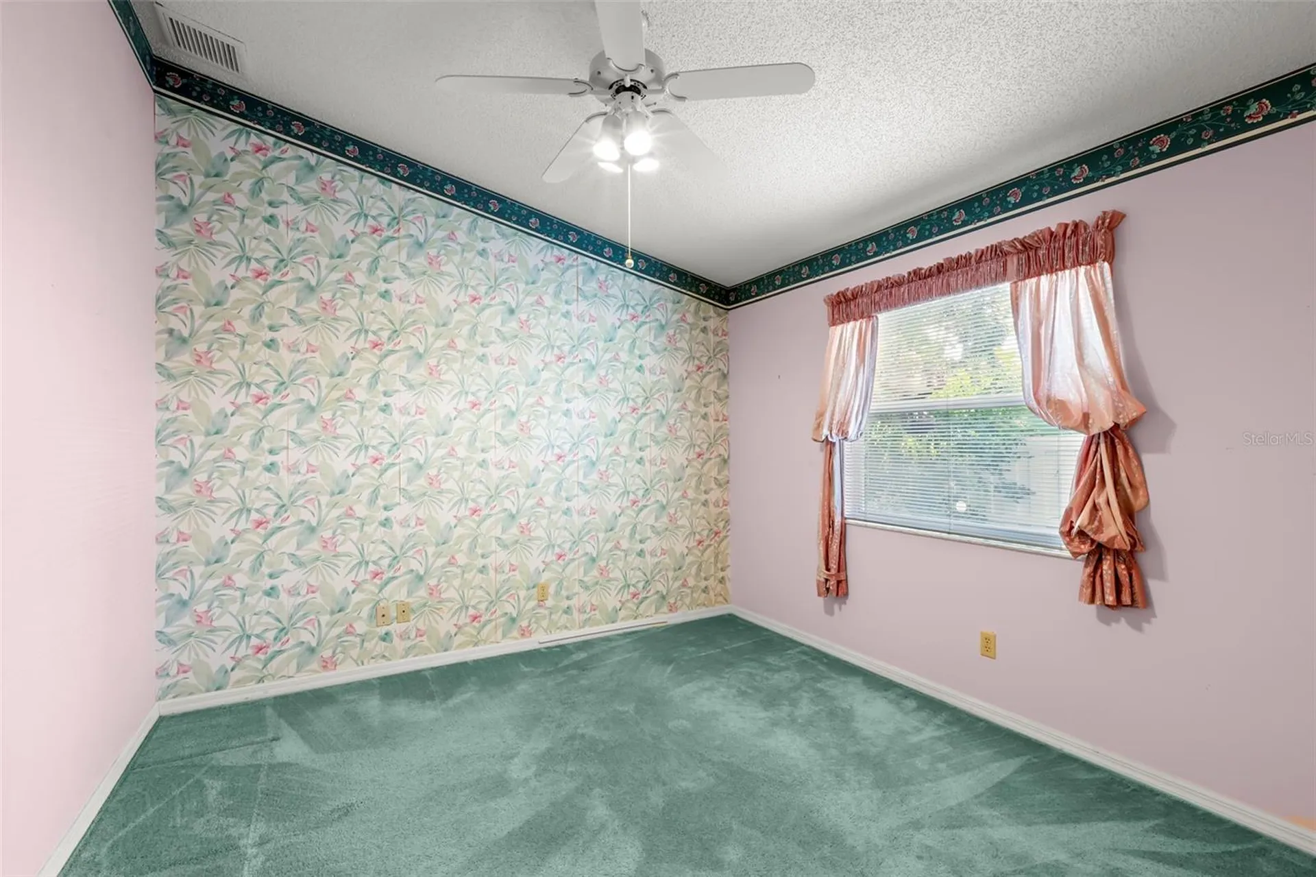 5245 Venice Way NE St Petersburg FL 33703