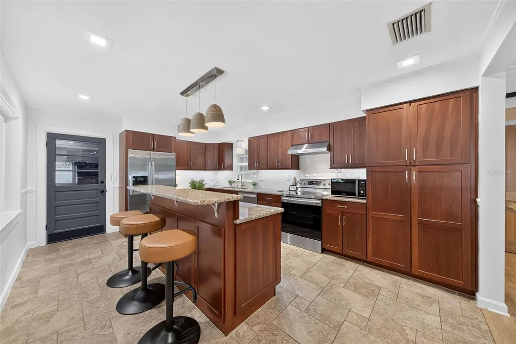 623 Woodley Road Maitland FL 32751