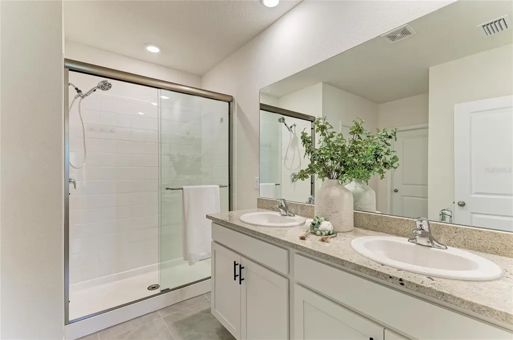 17250 Wheatberry Boulevard Parrish FL 34219