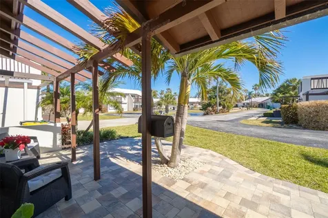 118 Skyline Circle Satellite Beach FL 32937