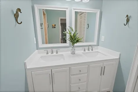 118 Skyline Circle Satellite Beach FL 32937