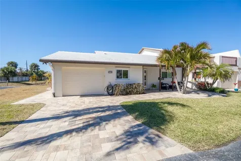 118 Skyline Circle Satellite Beach FL 32937