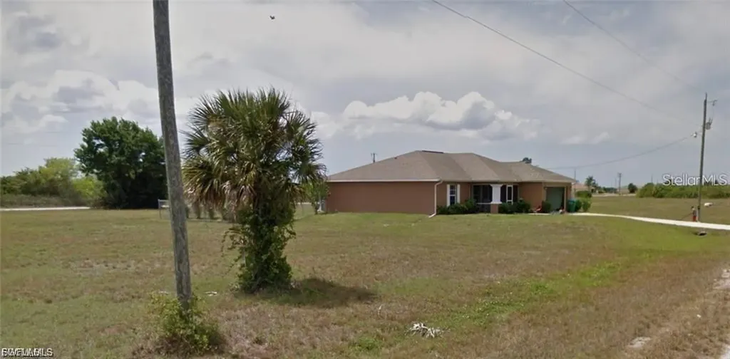3907 NW 38th Street Cape Coral FL 33993