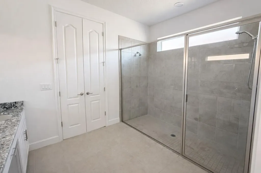 4084 Oaktree Drive Davenport FL 33837