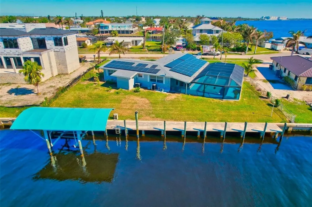 250 Bangsberg Road SE Port Charlotte FL 33952