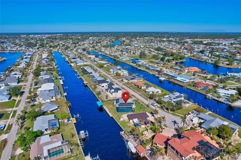 250 Bangsberg Road SE Port Charlotte FL 33952