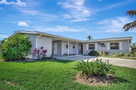 250 Bangsberg Road SE Port Charlotte FL 33952