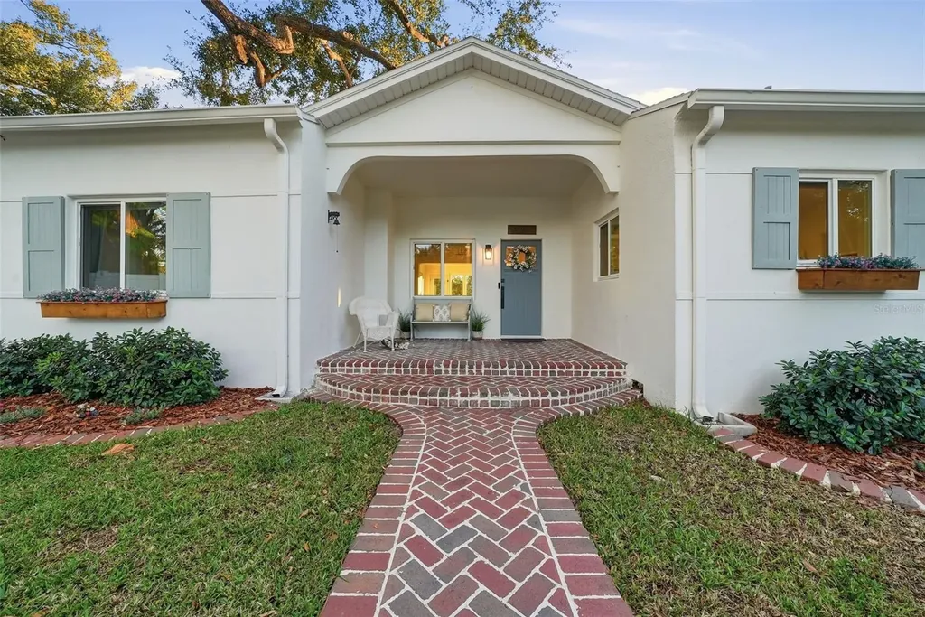 344 W Rio Vista Court Tampa FL 33604