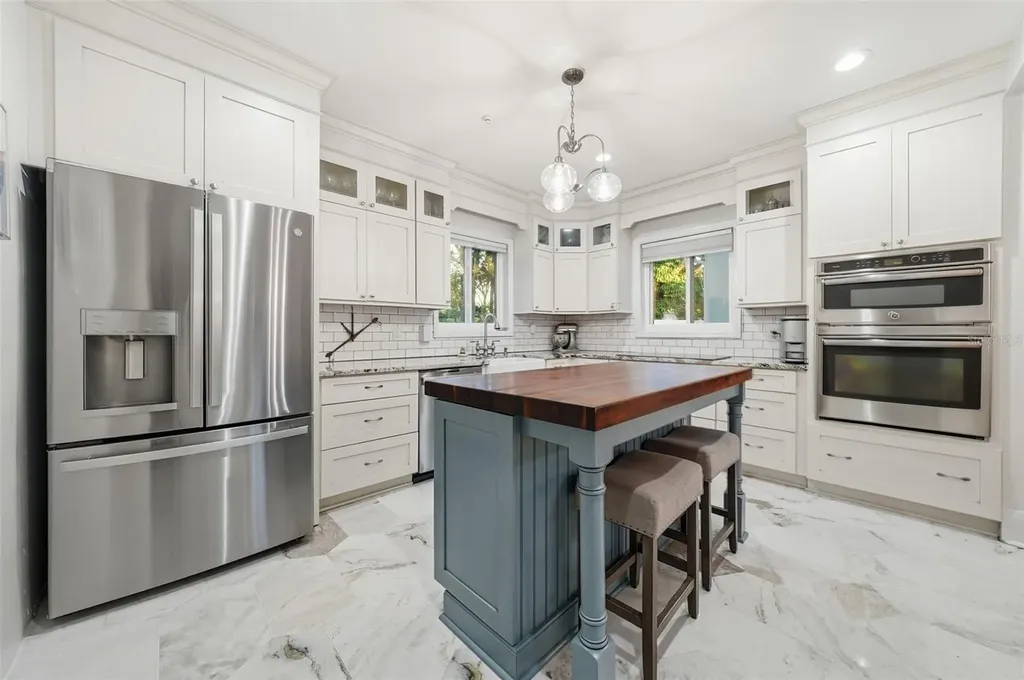 344 W Rio Vista Court Tampa FL 33604