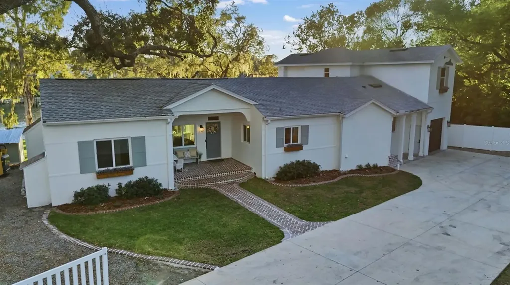 344 W Rio Vista Court Tampa FL 33604