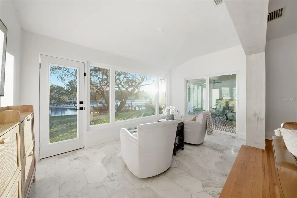 344 W Rio Vista Court Tampa FL 33604