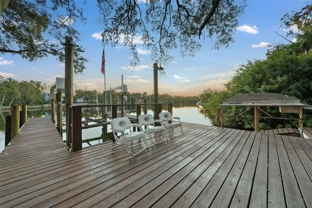 344 W Rio Vista Court Tampa FL 33604