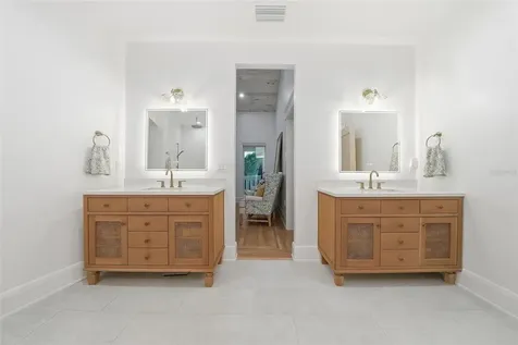 344 W Rio Vista Court Tampa FL 33604