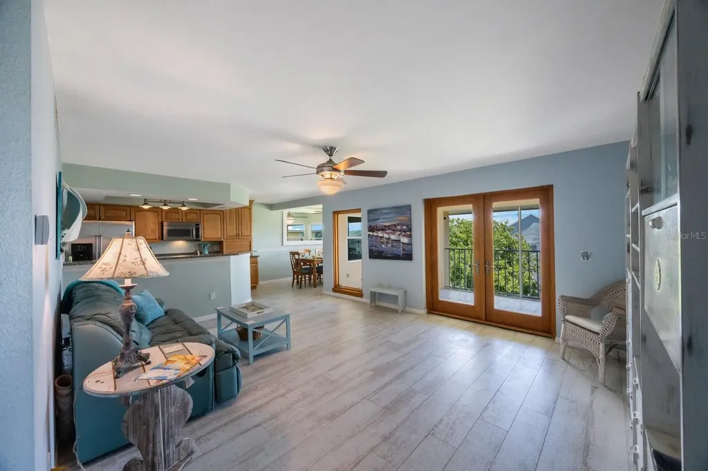 1125 Pinellas Bayway S St Petersburg FL 33715
