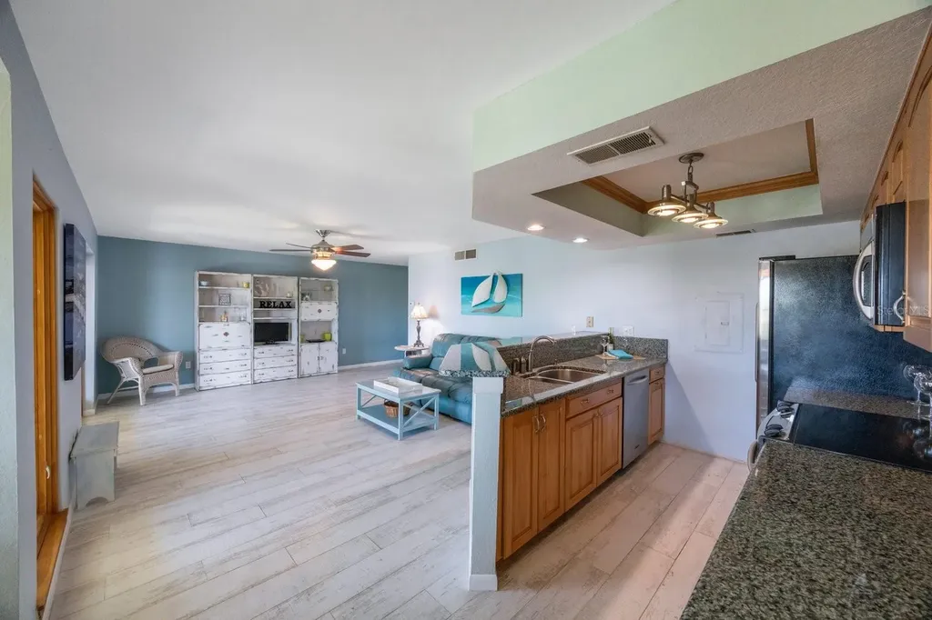 1125 Pinellas Bayway S St Petersburg FL 33715