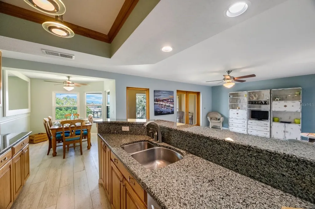 1125 Pinellas Bayway S St Petersburg FL 33715
