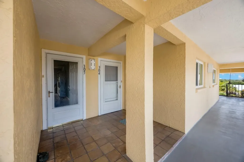 1125 Pinellas Bayway S St Petersburg FL 33715