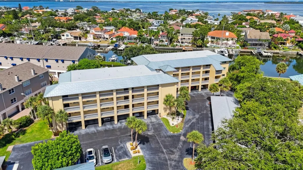 1125 Pinellas Bayway S St Petersburg FL 33715