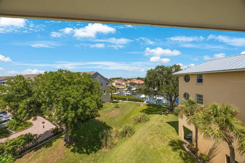 1125 Pinellas Bayway S St Petersburg FL 33715