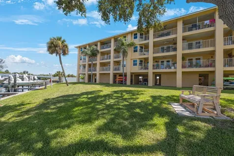 1125 Pinellas Bayway S St Petersburg FL 33715