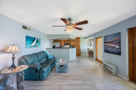 1125 Pinellas Bayway S St Petersburg FL 33715