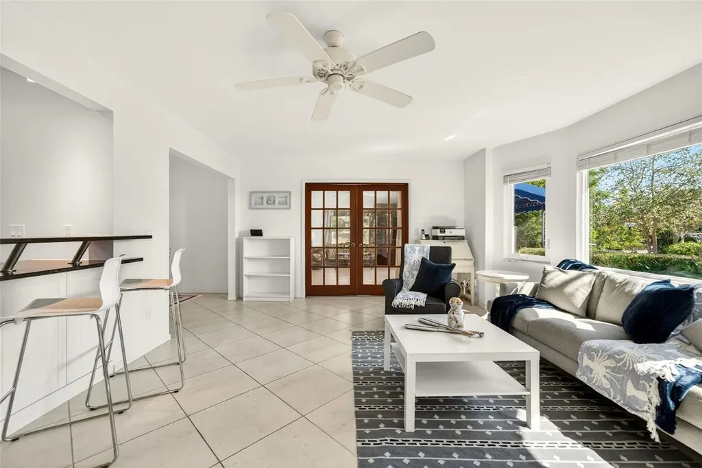 550 De Narvaez Drive Longboat Key FL 34228