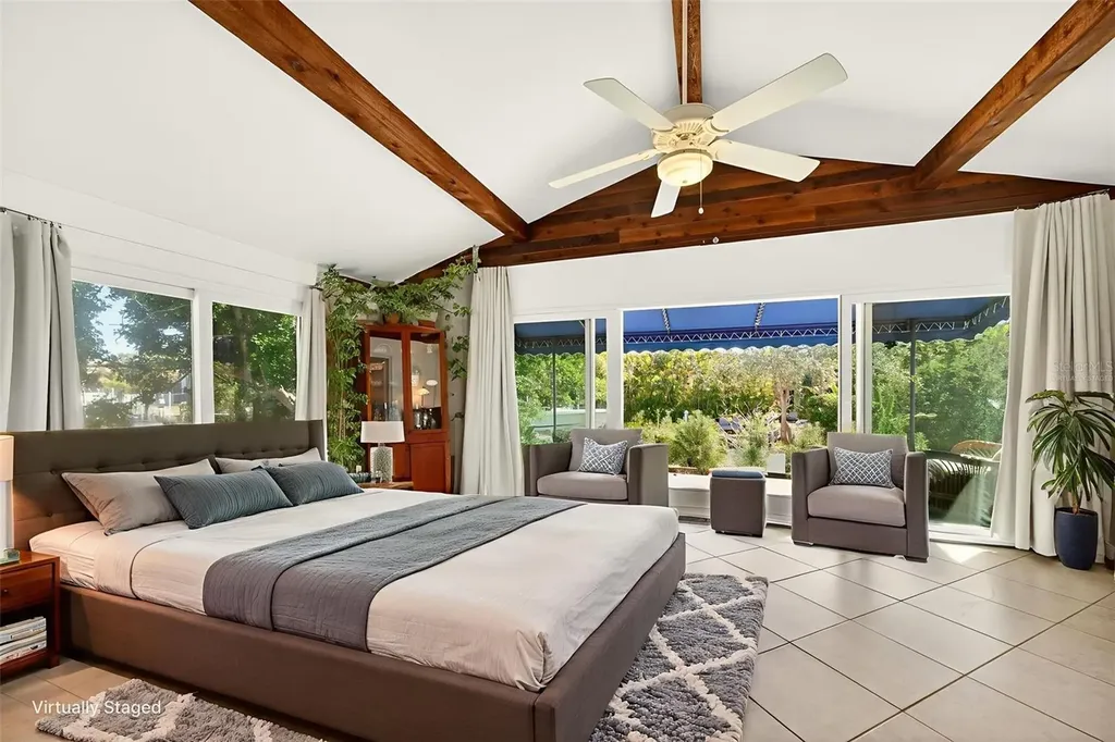 550 De Narvaez Drive Longboat Key FL 34228