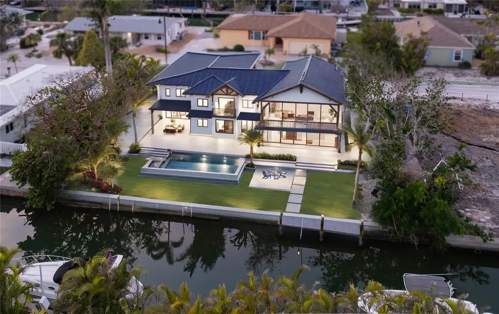 550 De Narvaez Drive Longboat Key FL 34228