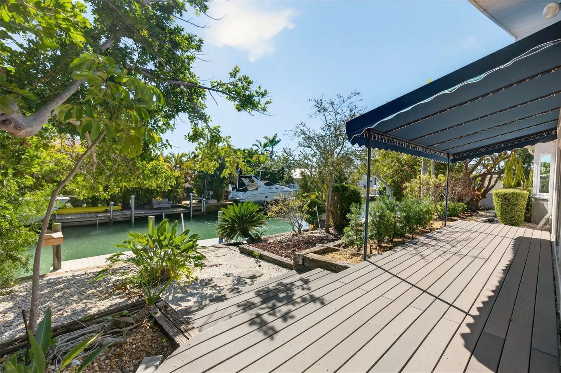 550 De Narvaez Drive Longboat Key FL 34228