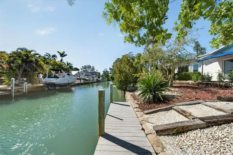 550 De Narvaez Drive Longboat Key FL 34228