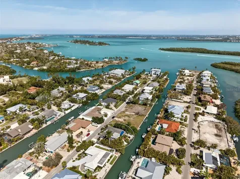 550 De Narvaez Drive Longboat Key FL 34228