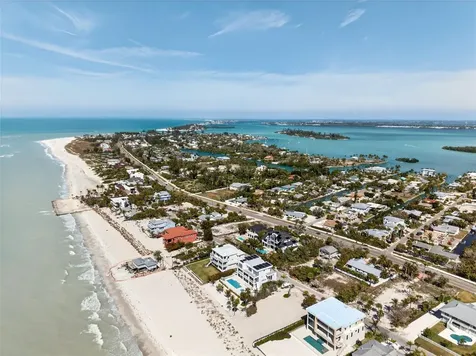 550 De Narvaez Drive Longboat Key FL 34228