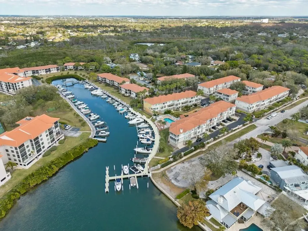 1430 Manatee Circle Tarpon Springs FL 34689