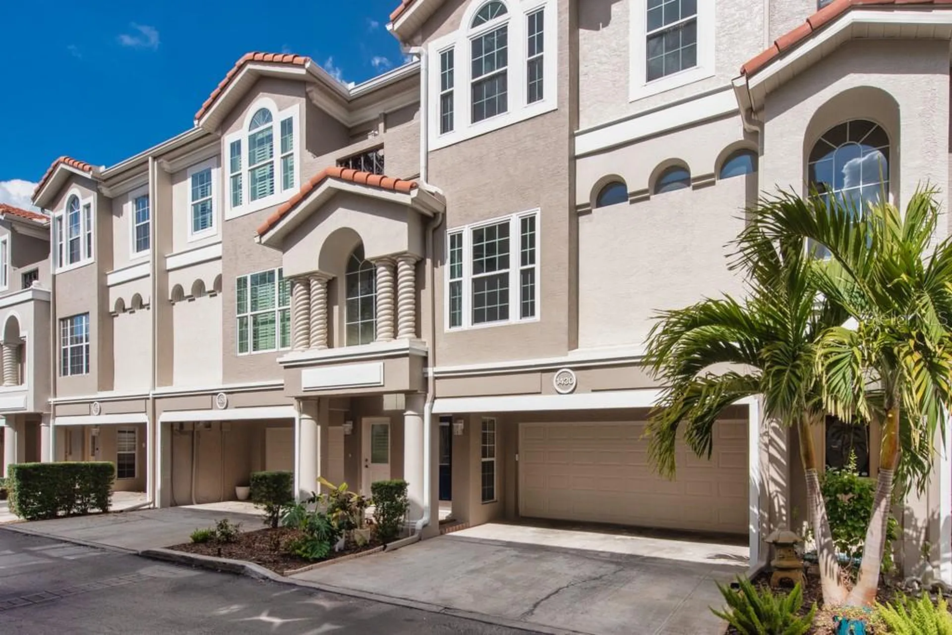 1430 Manatee Circle Tarpon Springs FL 34689