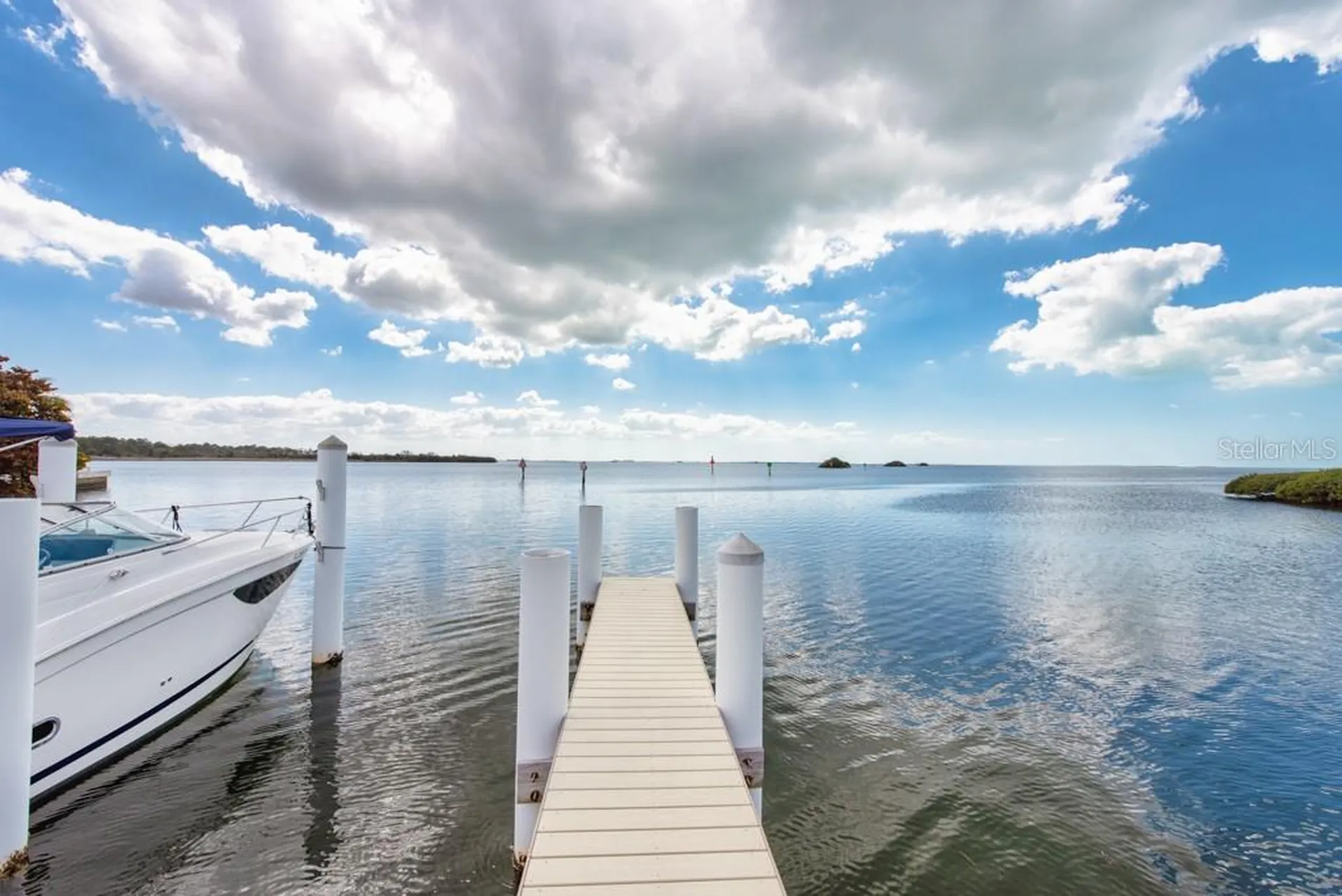 1430 Manatee Circle Tarpon Springs FL 34689
