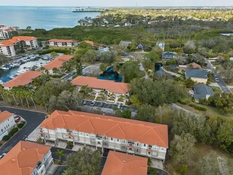 1430 Manatee Circle Tarpon Springs FL 34689