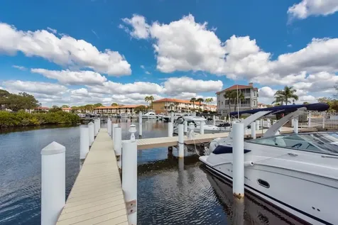 1430 Manatee Circle Tarpon Springs FL 34689