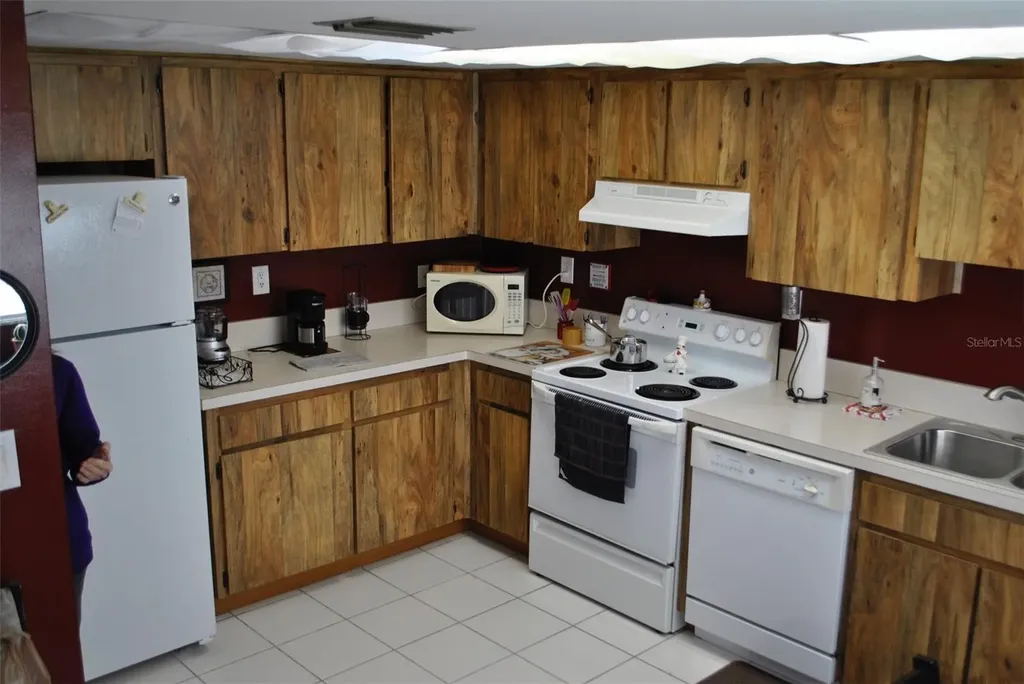 80 Lance Court Oldsmar FL 34677